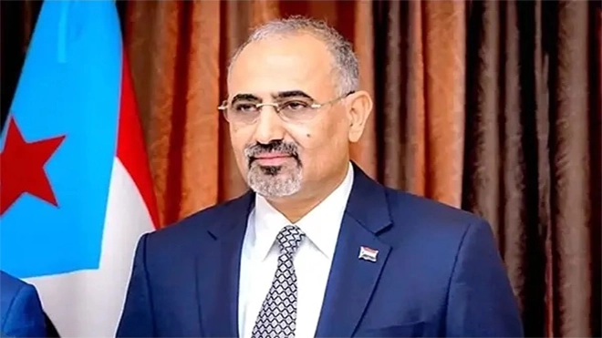 ​الزُبيدي يوجه بتكريم العشرة الأوائل في الثانوية على مستوى محافظات الجنوب